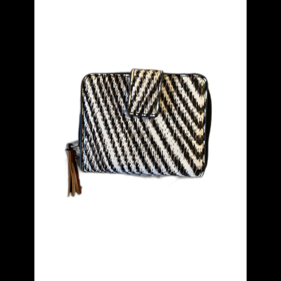 Liz Claiborne Wallet Zebra Animal Print Clutch Purse has 12 Credit Card Slots!! - Picture 2 of 12